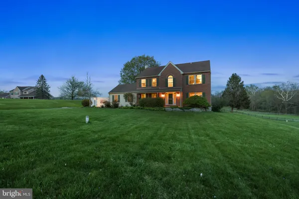 $600,000 | 7 East Hunter Creek Lane, West Grove, PA 19390