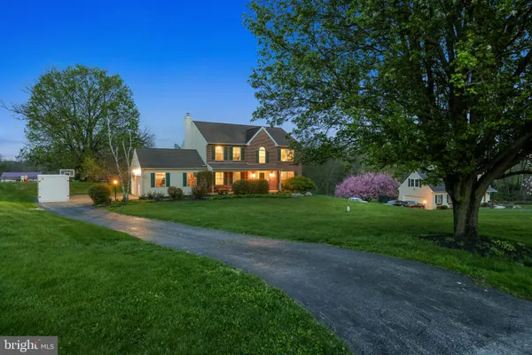 $600,000 | 7 East Hunter Creek Lane, West Grove, PA 19390