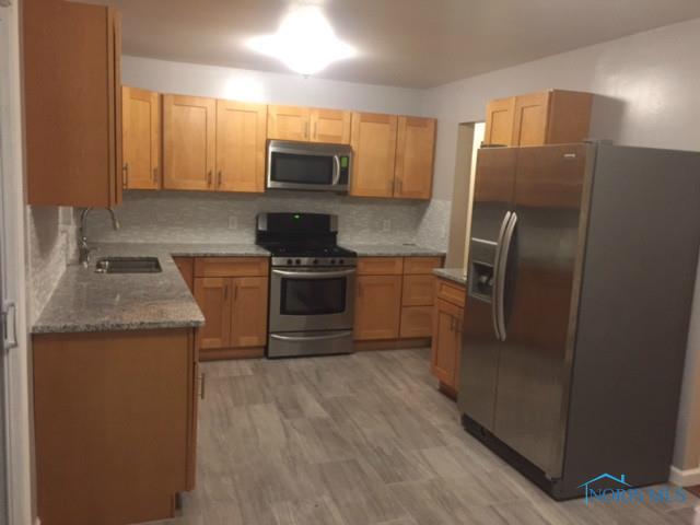 28784 Starlight Road Perrysburg, OH 43551 - Photo 3 of 14 Gallery Image 3
