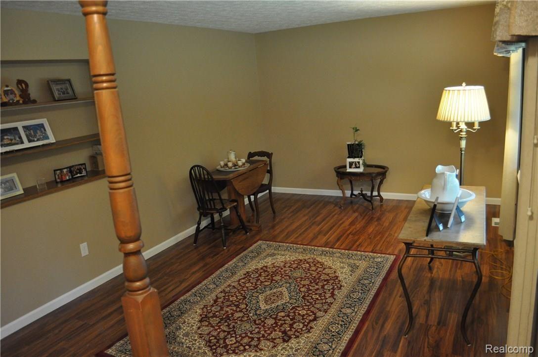 8409 Teahen Road Brighton, MI 48116 - Photo 4 of 13 4.JPG