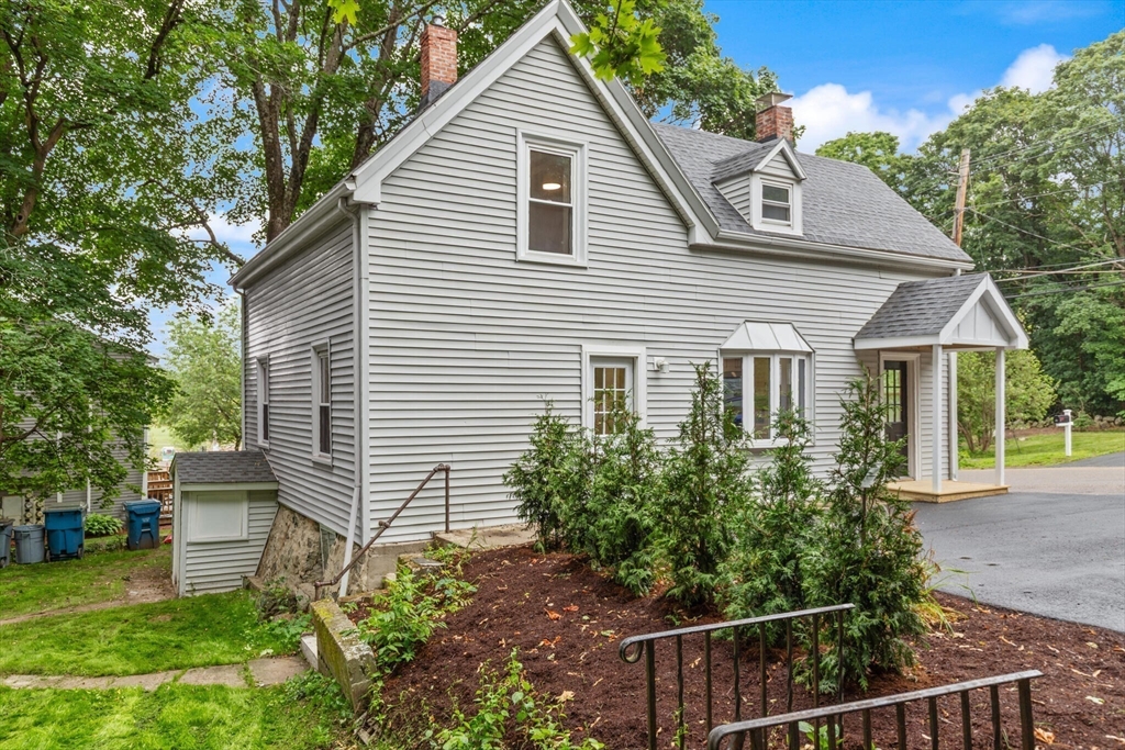 25 Norfolk Street Canton, MA 02021 - Photo 7 of 31