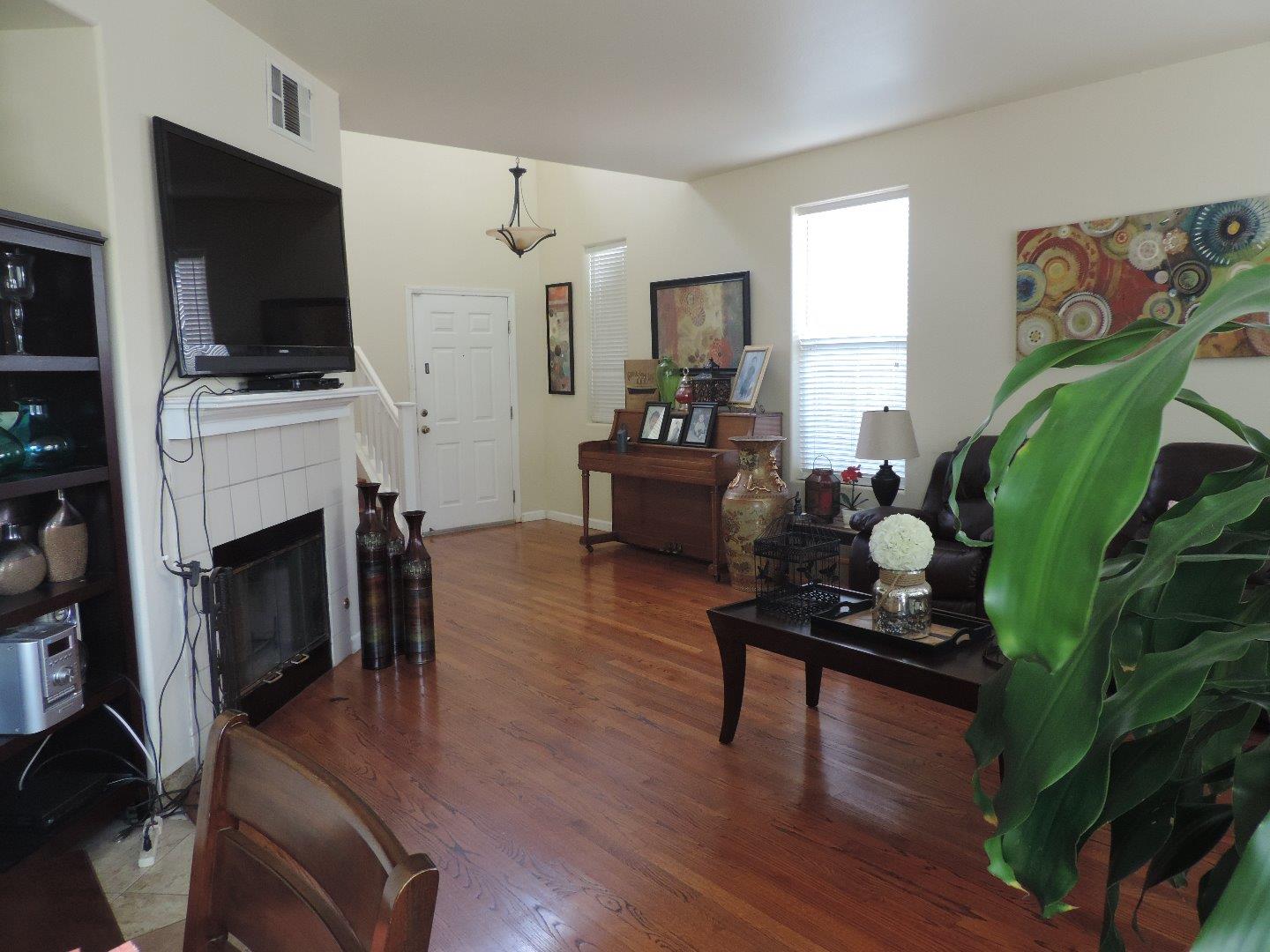 8955 Del Rio Circle Gilroy, CA 95020 - Photo 6 of 17