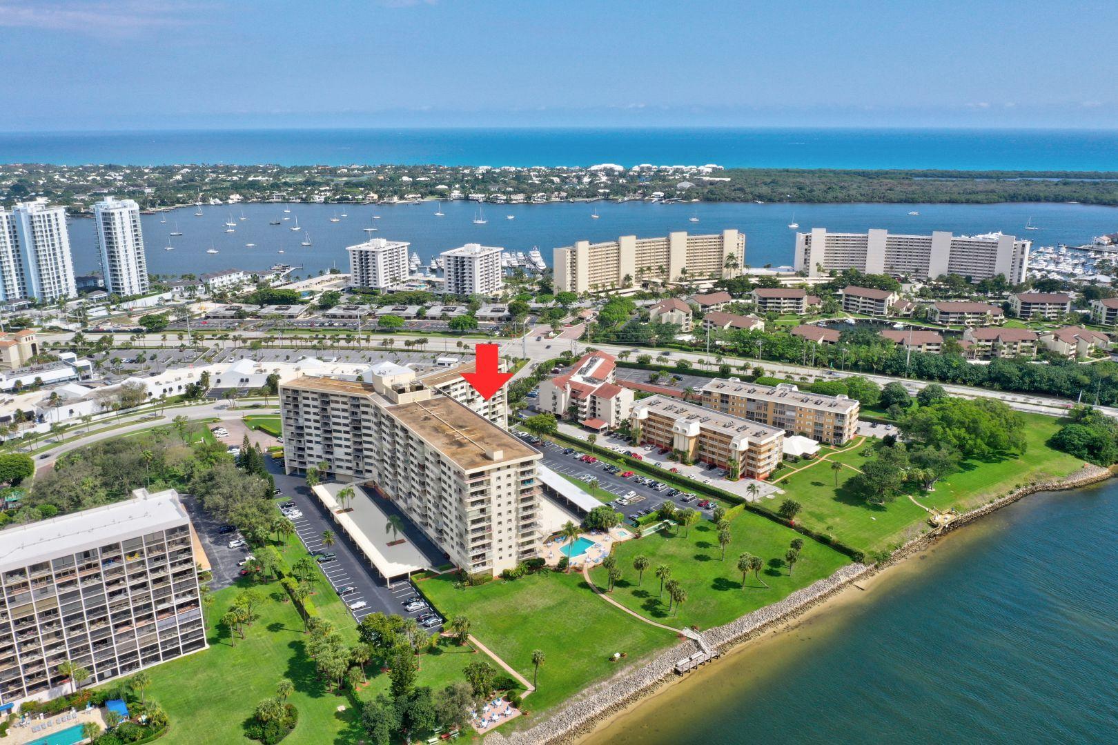336 Golfview Road, Unit 601 North Palm Beach, FL 33408 - Photo 23 of 28 an aerial view of a city