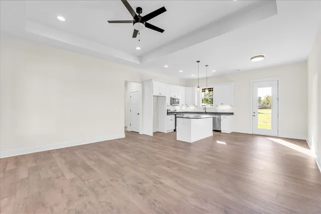 $329,900 | 1053 Arch Cope Road, Morrison, TN 37357