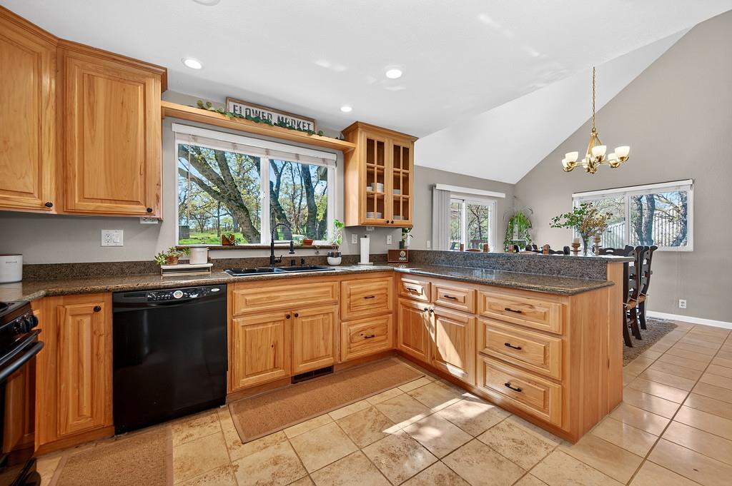 5508 High Sierra Road Pilot Hill, CA 95664 - Photo 14 of 86