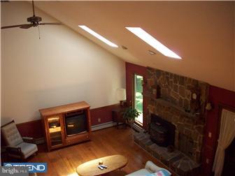 339 Maidstone Branch Road Dover, DE 19904 - Photo 10 of 12 Living Room