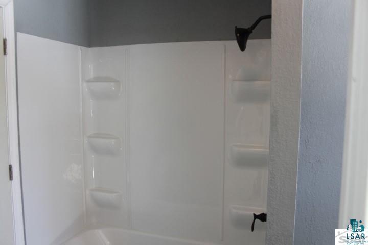 18 Royalton Road Superior, WI 54880 - Photo 16 of 18 Gallery Image 16