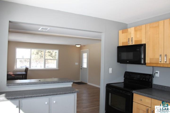 18 Royalton Road Superior, WI 54880 - Photo 6 of 18 Gallery Image 6