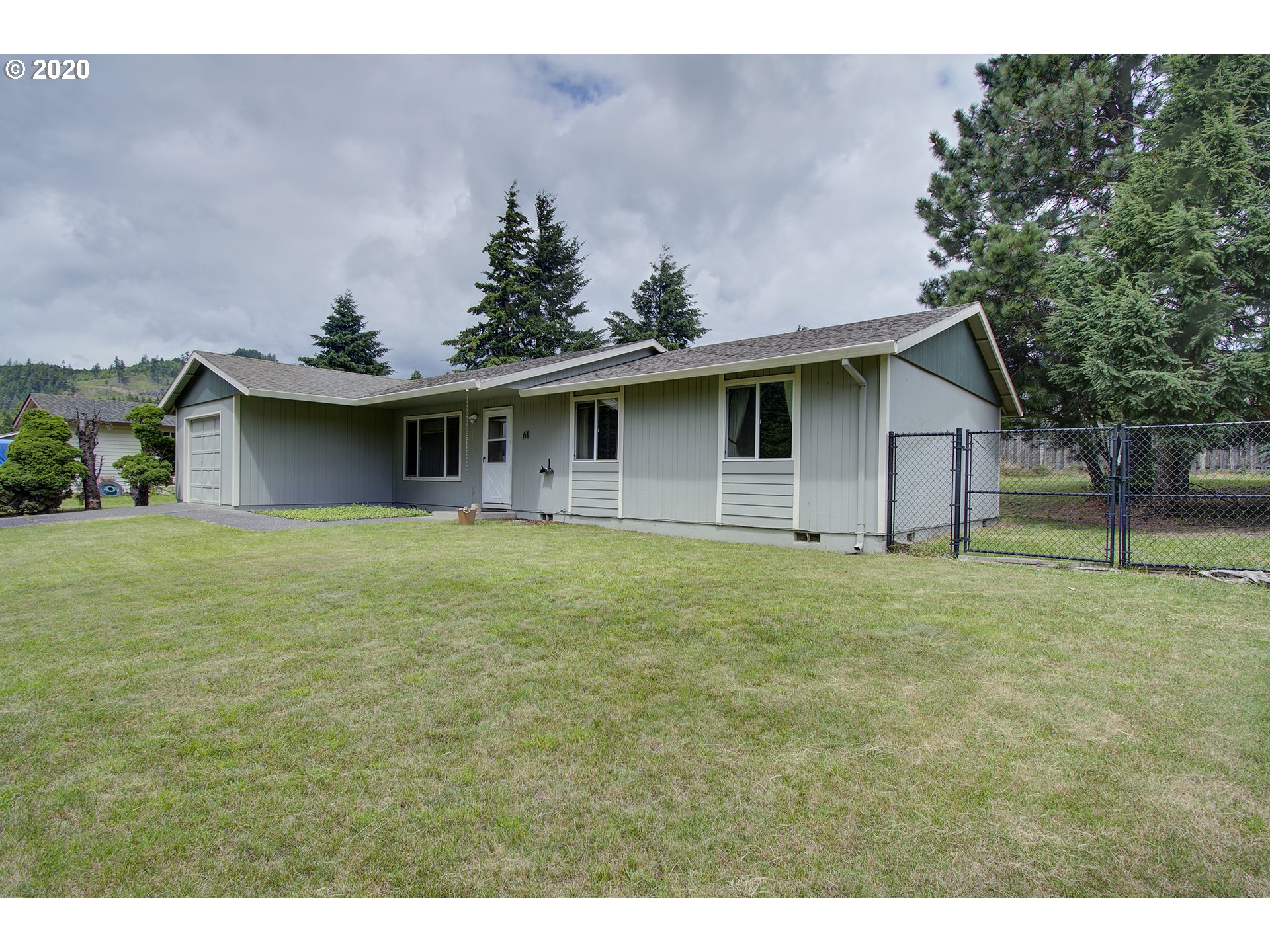 61 Spruce Street Carson, WA 98610 - Photo 1 of 28 Gallery Image 1