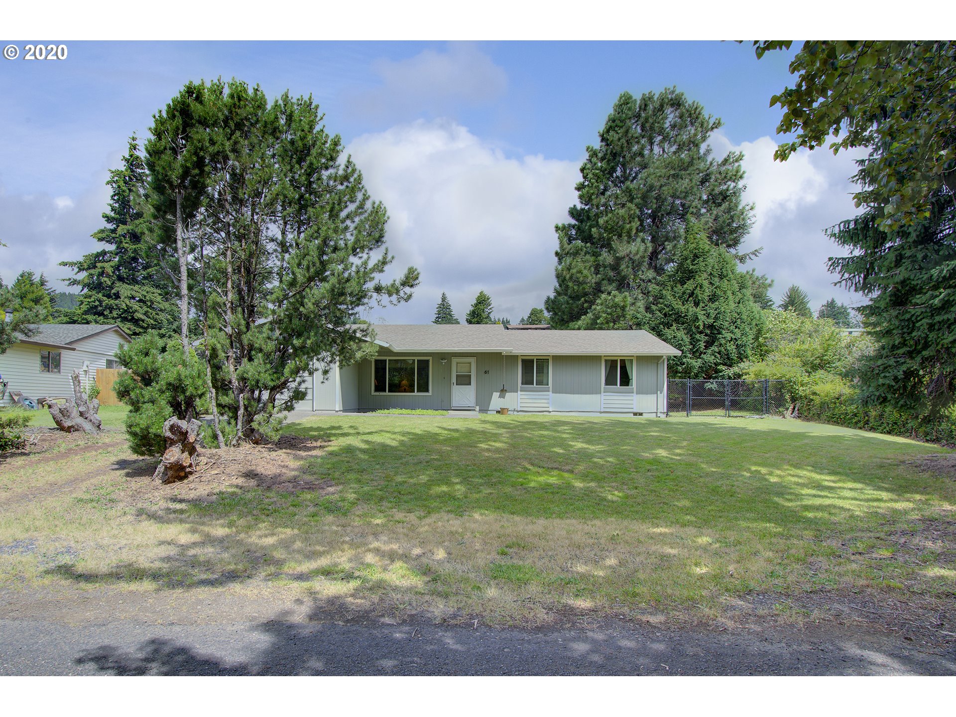 61 Spruce Street Carson, WA 98610 - Photo 3 of 28 Gallery Image 3