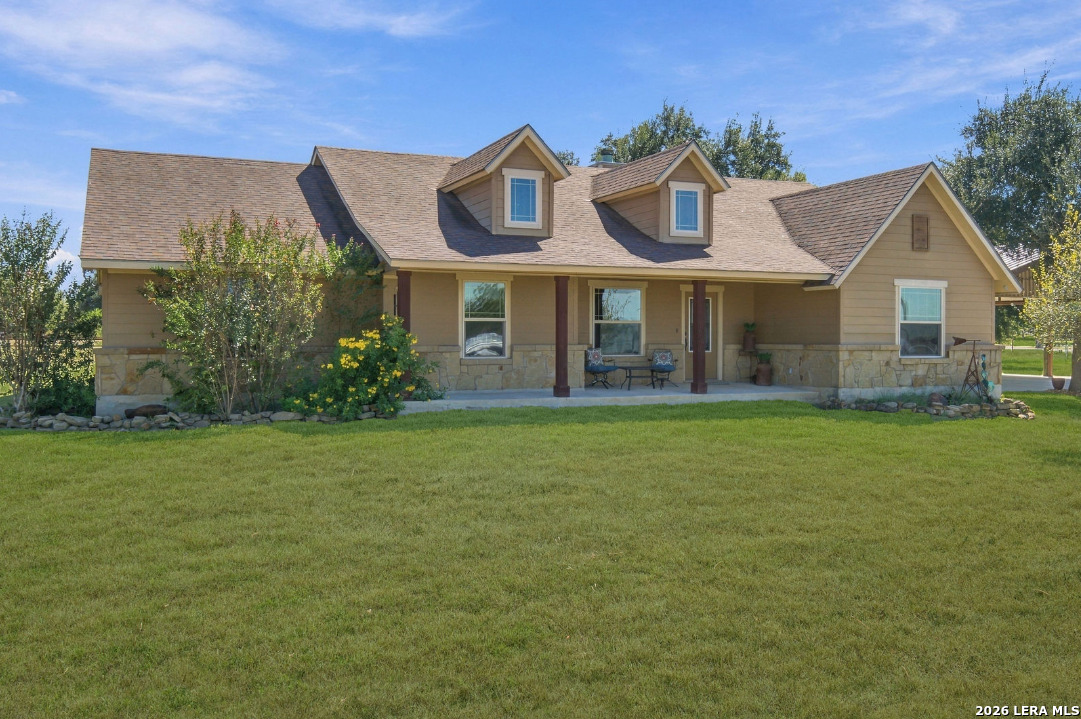 3690 Rakowitz Road Adkins, TX 78101 - Photo 2 of 36 Gallery Image 2