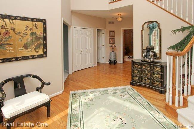 1864 Archers Pointe Rochester, MI 48306 - Photo 5 of 52 View to LR & Library
