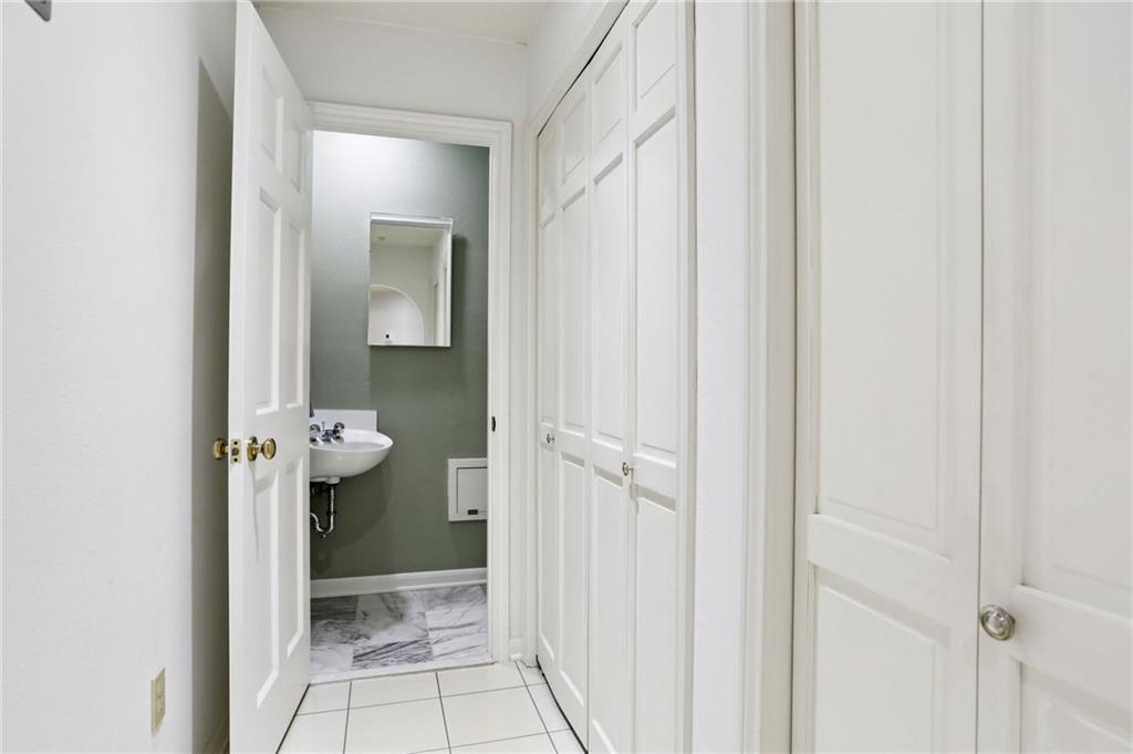 206 Timberlane Road Gretna, LA 70056 - Photo 16 of 38 Gallery Image 16