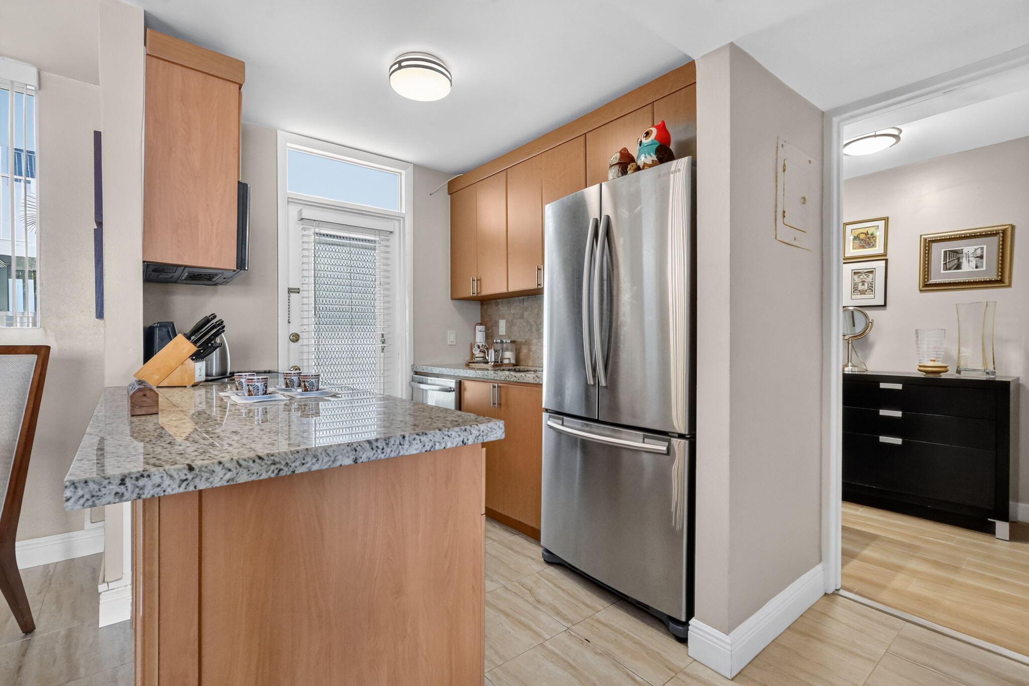 1670 Bay Road, Unit 3F Miami Beach, FL 33139 - Photo 33 of 43 14-web-or-mls-8H3A6557