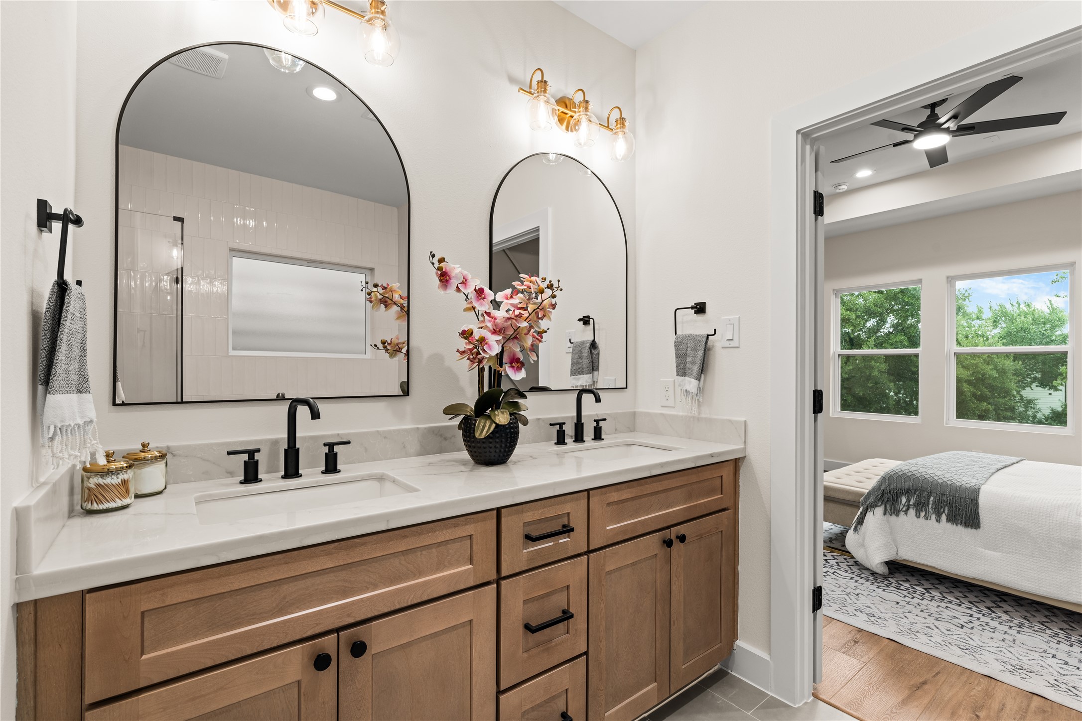 826 Curtin Street, Unit F Houston, TX 77018 - Photo 40 of 46