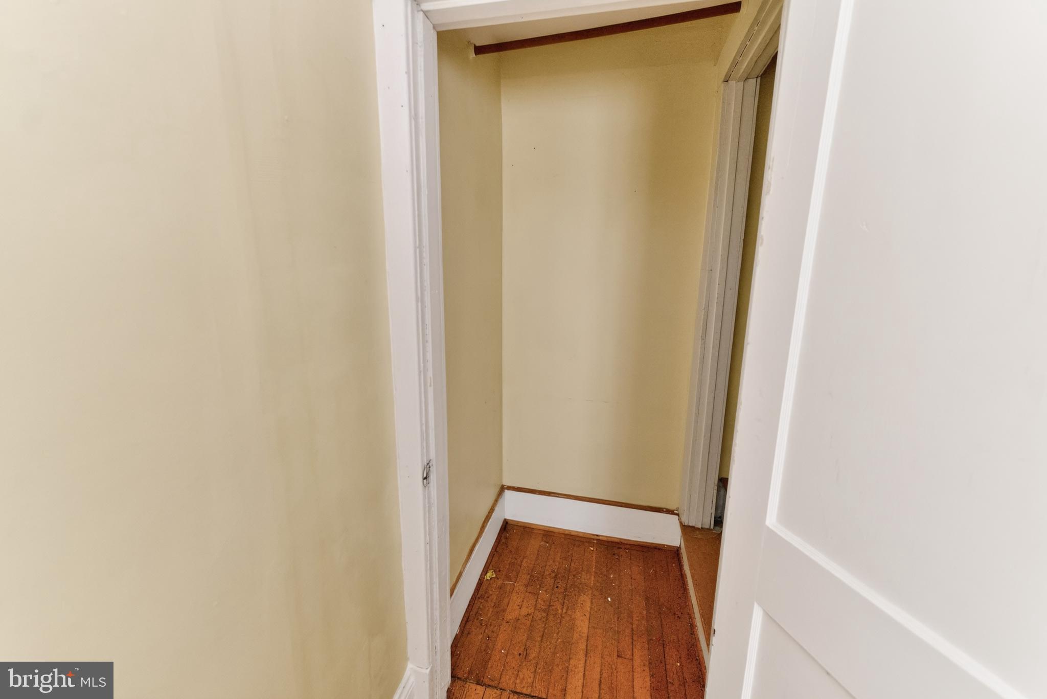 522 Market Street Denton, MD 21629 - Photo 9 of 49 a view of front door