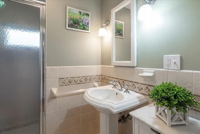 $360,000 | 14 Thomaston Street, Rockland, ME 04841