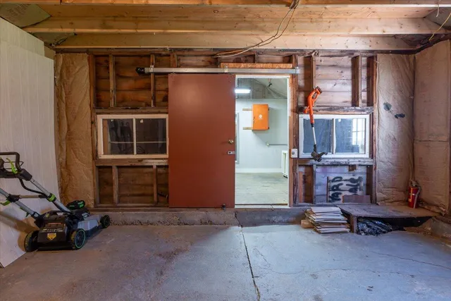 $360,000 | 14 Thomaston Street, Rockland, ME 04841