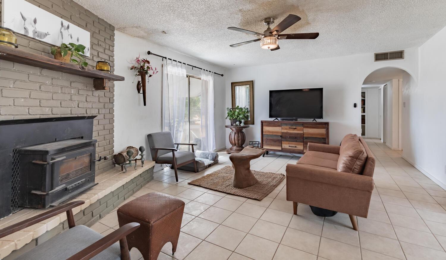 16210 Monreal Road Madera, CA 93636 - Photo 14 of 33 Gallery Image 14