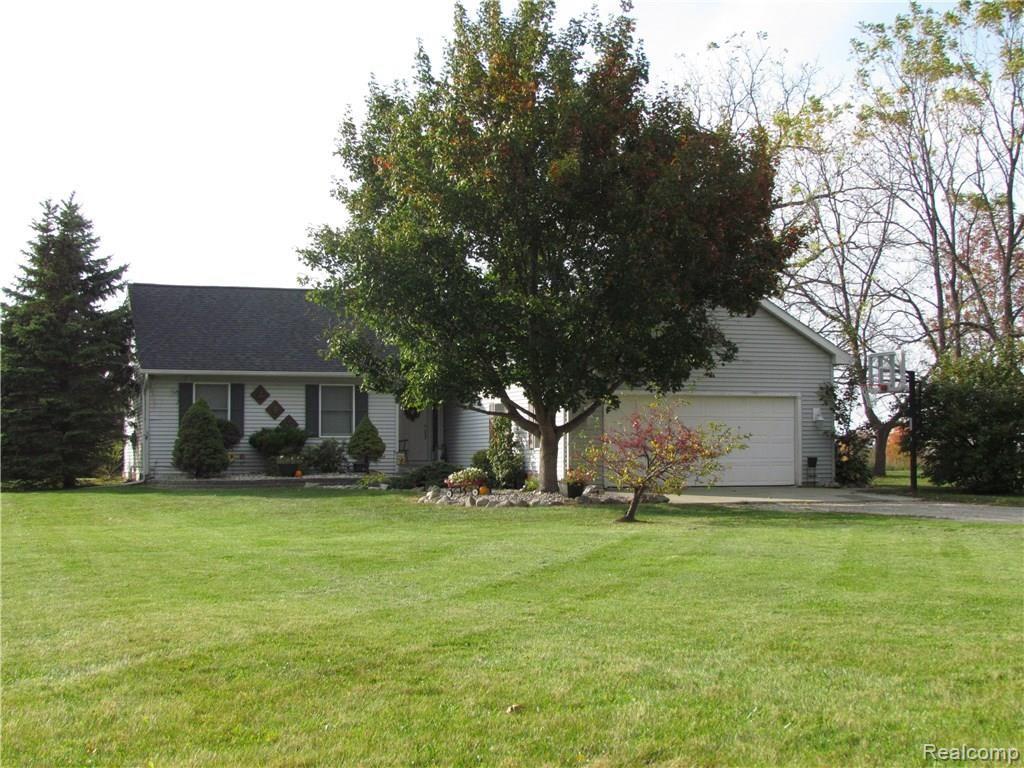 10134 Ridge Road Goodrich, MI 48438 - Photo 1 of 28 IMG_1697.JPG