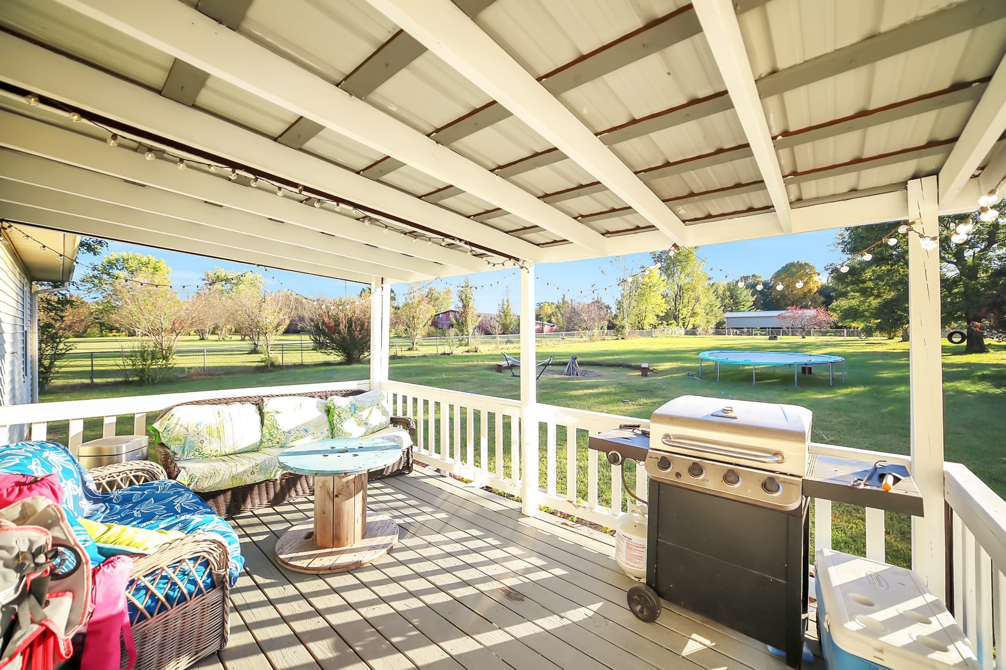 806 Old Gallatin Road Portland, TN 37148 - Photo 15 of 16 a outdoor view with a sitting space