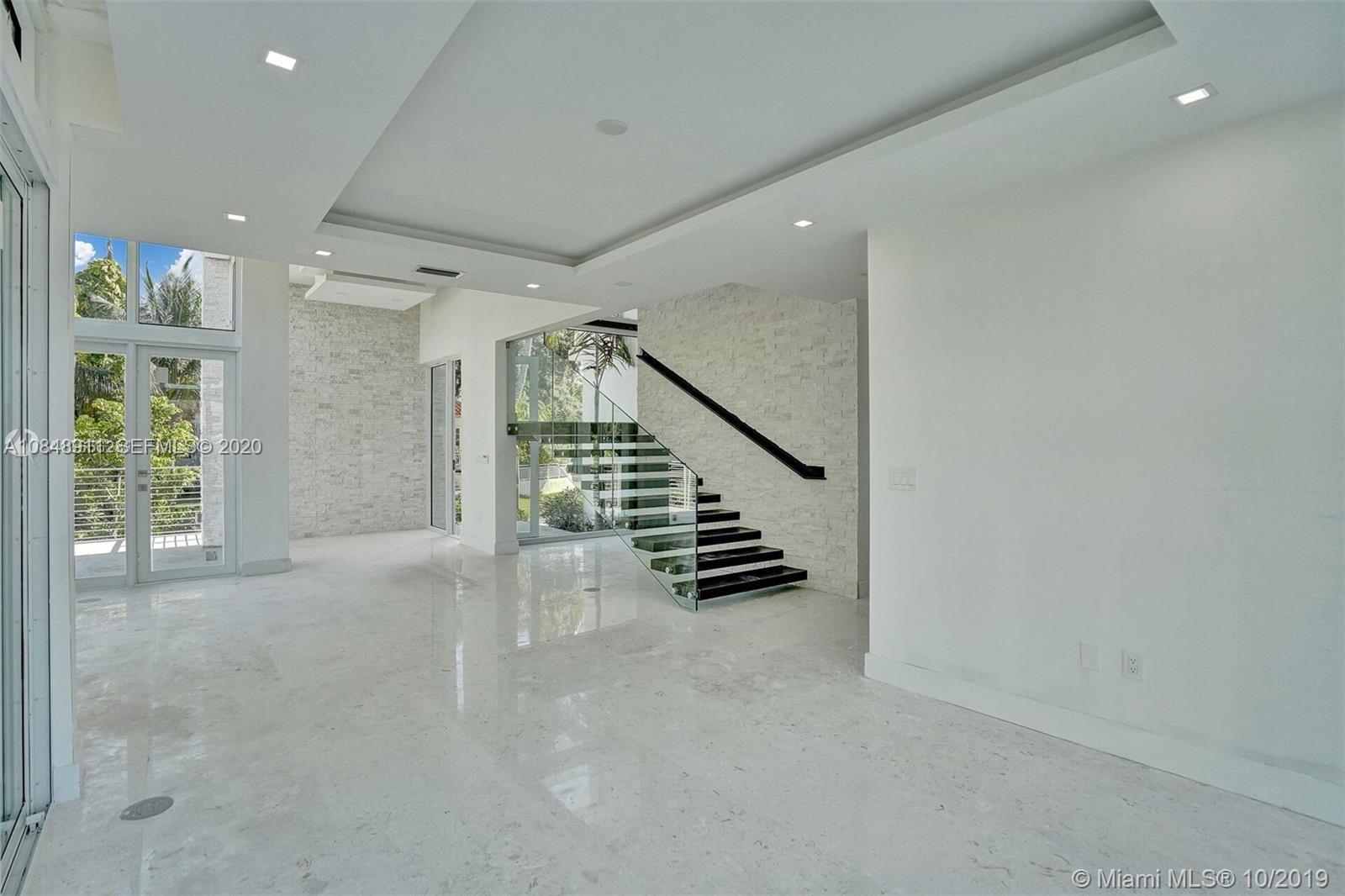 610 Ridgewood Road Key Biscayne, FL 33149 - Photo 2 of 34 Gallery Image 2
