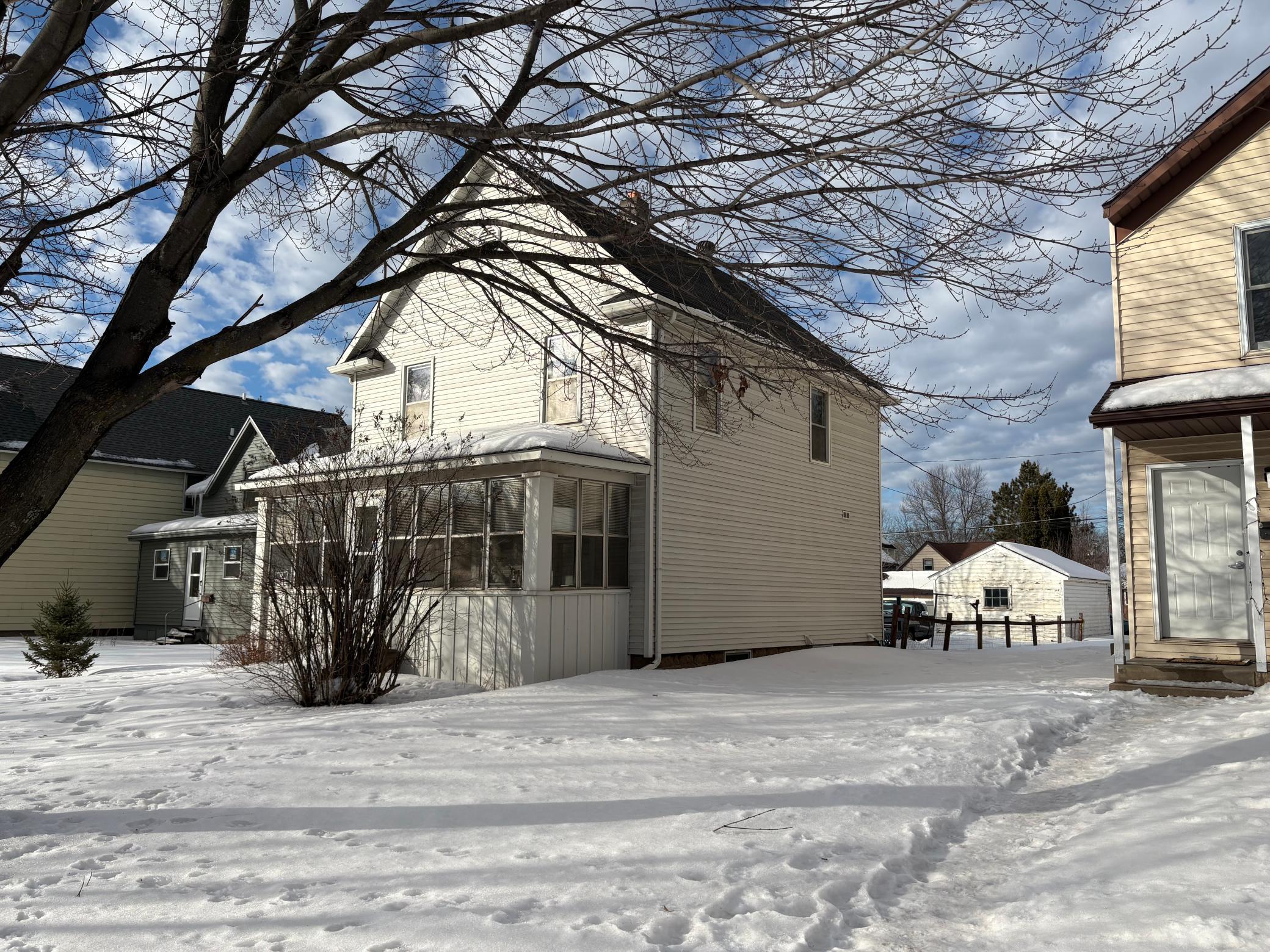 113 5th Street South Virginia, MN 55792 - Photo 4 of 40
