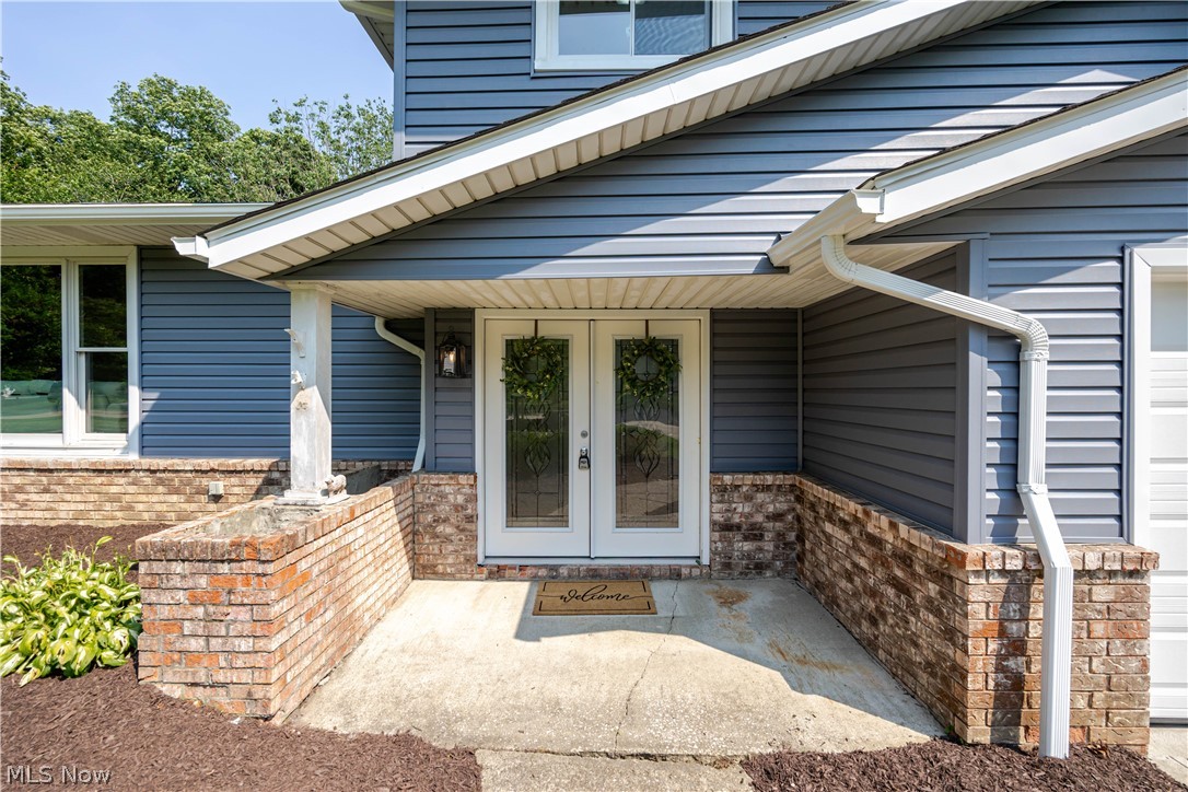 37430 Hunters Ridge Solon, OH 44139 - Photo 2 of 45