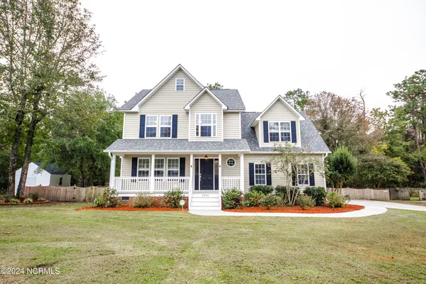 $2,300 | 1651 Chadwick Shores Drive, Sneads Ferry, NC 28460