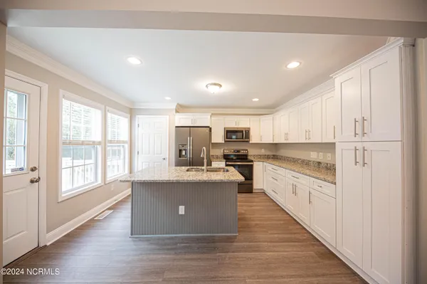 $2,300 | 1651 Chadwick Shores Drive, Sneads Ferry, NC 28460