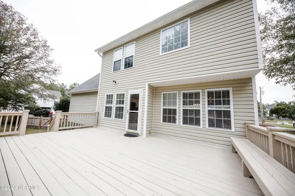 $2,300 | 1651 Chadwick Shores Drive, Sneads Ferry, NC 28460