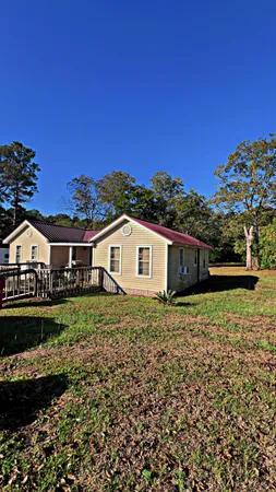 $115,000 | 8092 Highway 393, Laurel Hill, FL 32567