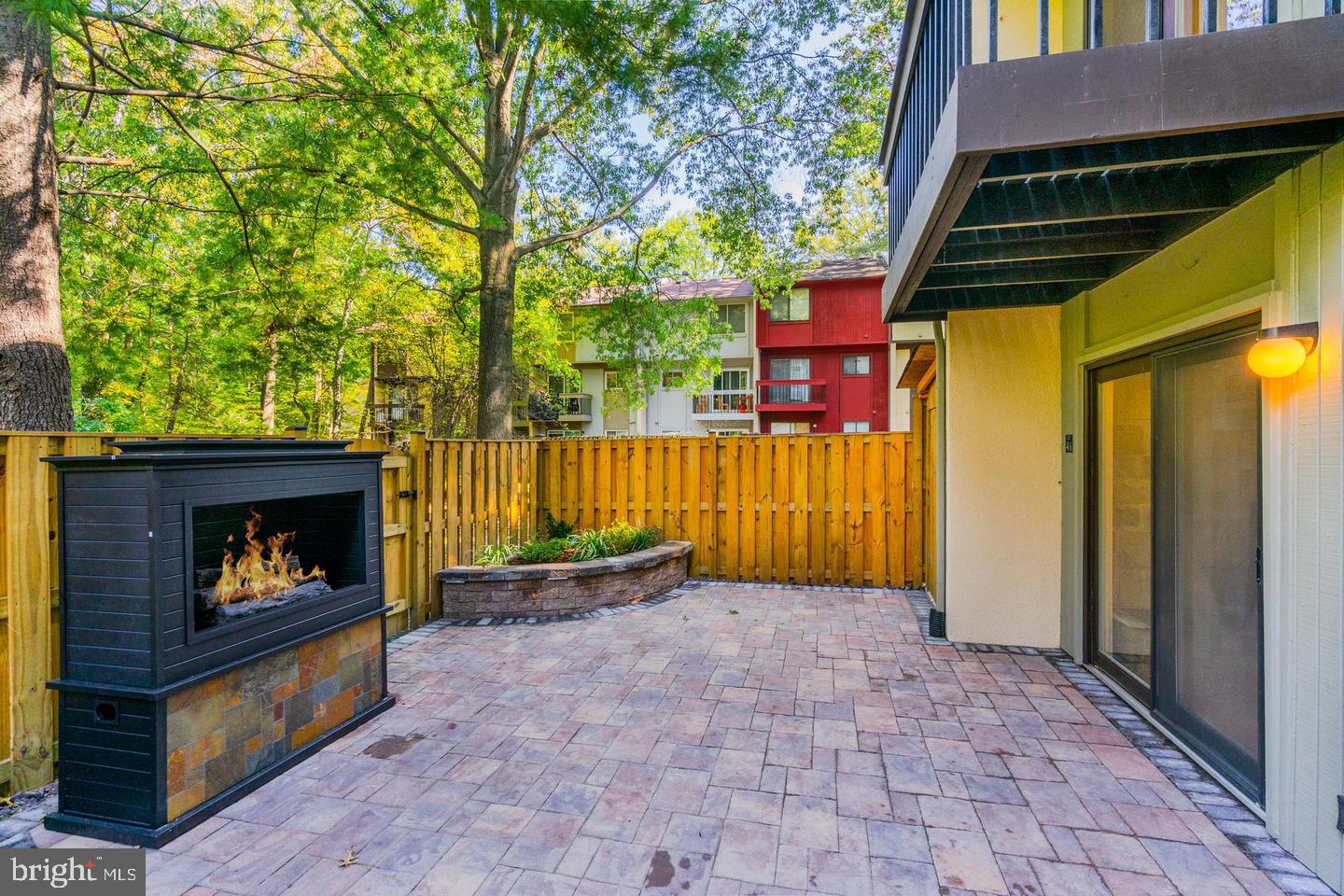 2246 White Cornus Lane Reston, VA 20191 - Photo 27 of 30 Gallery Image 27