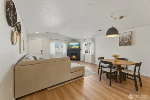 $345,000 | 1203 Southwest Carver Street, College Place, WA 99324