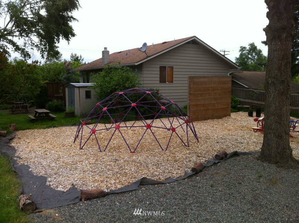 11220 8th Street East Edgewood, WA 98372 - Photo 8 of 10