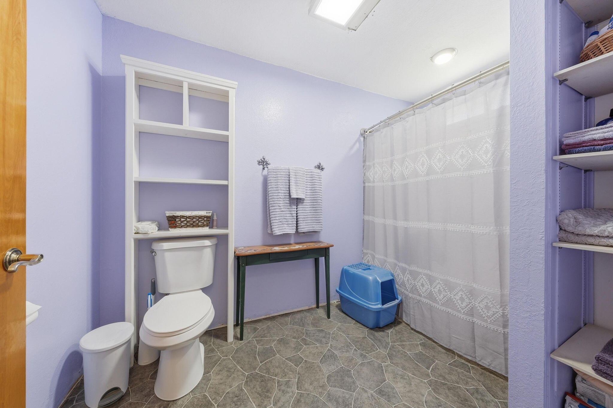 22189 Old Alturas Road Redding, CA 96003 - Photo 30 of 70 a bathroom with a toilet and a shower