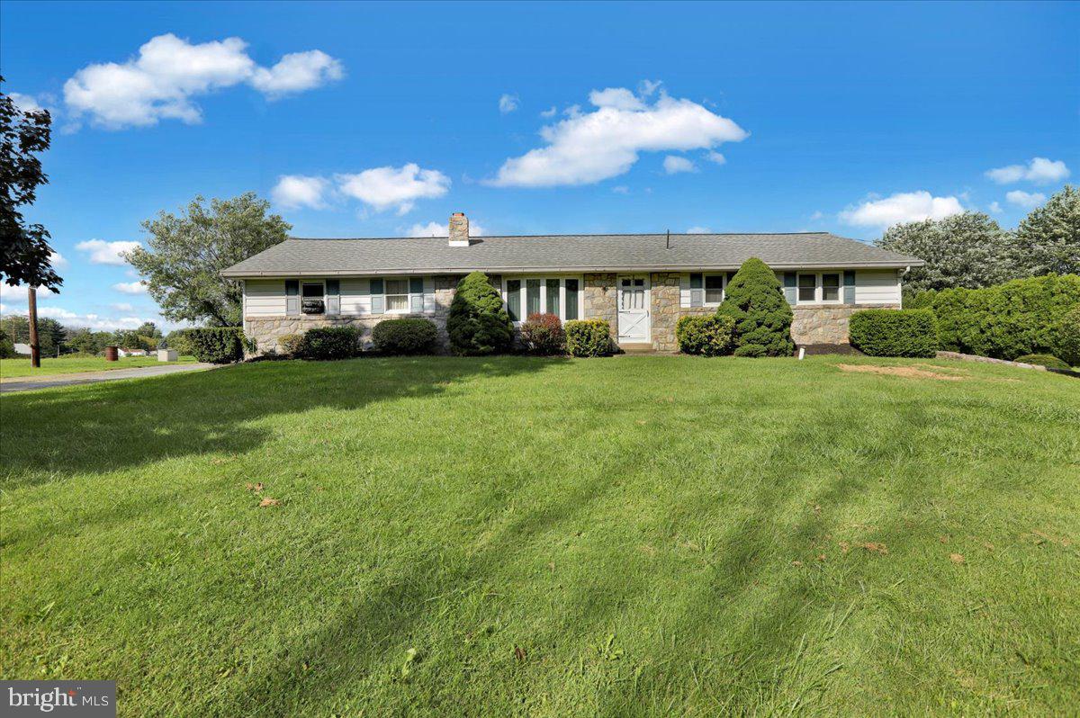 3 Apple Road Boyertown, PA 19512 - Photo 1 of 67 Front