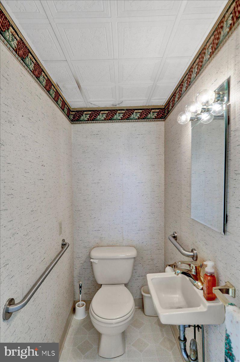 3 Apple Road Boyertown, PA 19512 - Photo 25 of 67 Half Bath