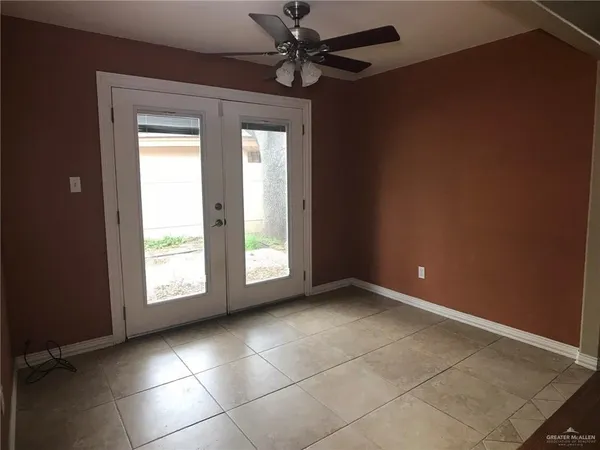 $1,565 | 242 San Jacinto Street, Mission, TX 78572