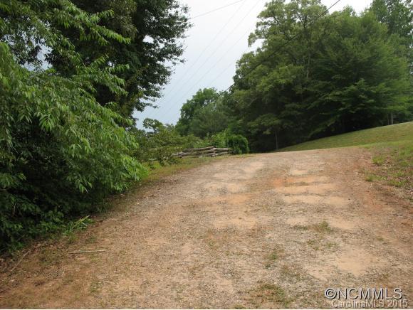 2948 Clarks Chapel Road Franklin, NC 28734 - Photo 3 of 19 Gallery Image 3