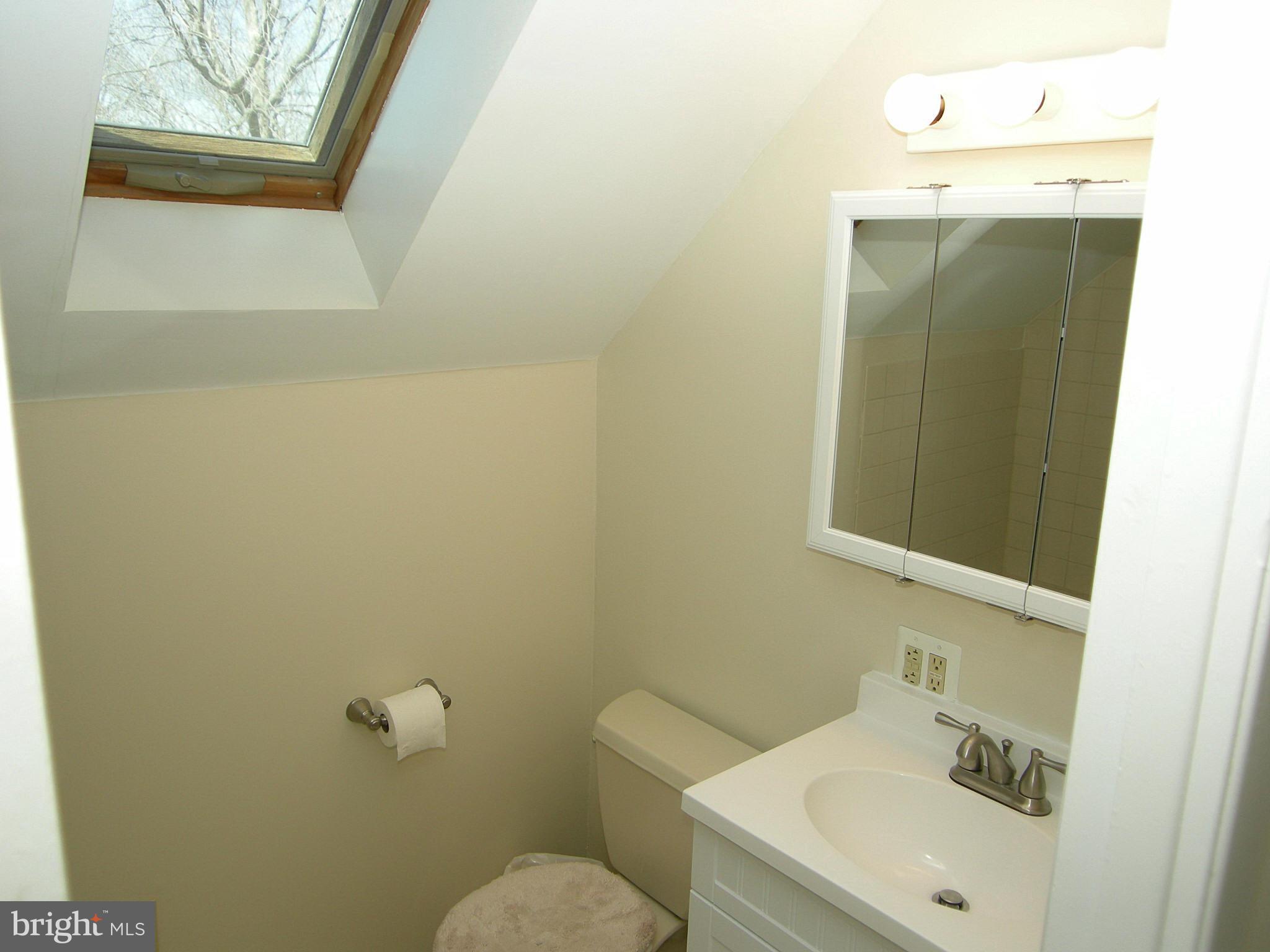 4514 Rising Lane Bowie, MD 20715 - Photo 18 of 21 Full Bath