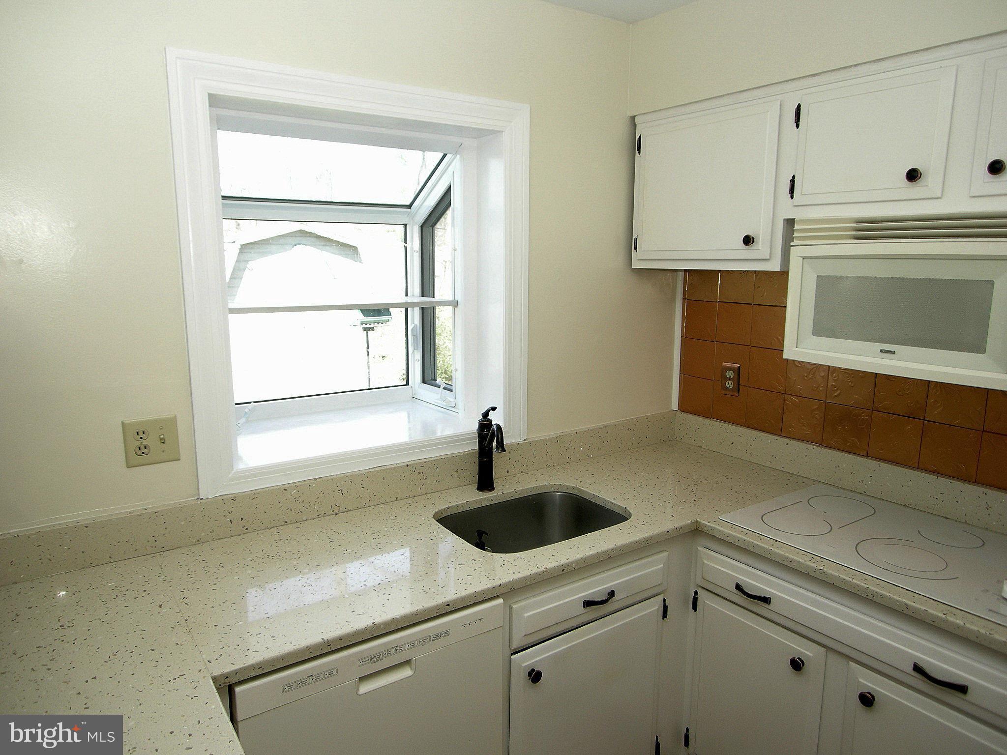 4514 Rising Lane Bowie, MD 20715 - Photo 6 of 21 Kitchen