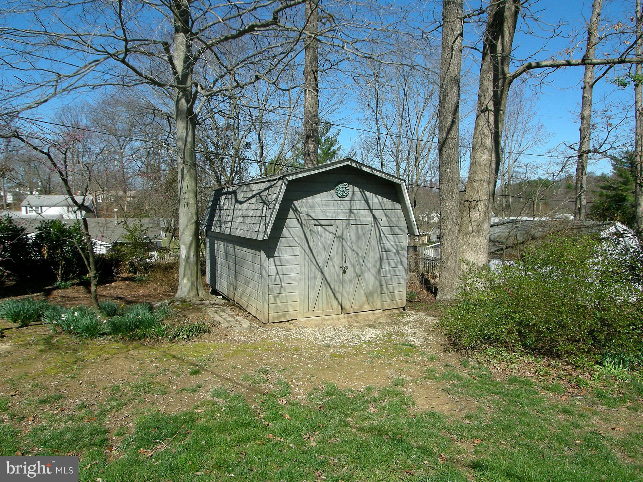 4514 Rising Lane Bowie, MD 20715 - Photo 10 of 21 Shed