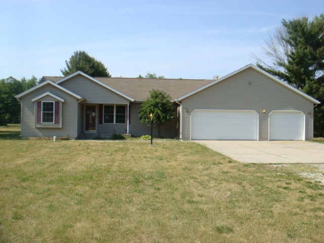 10611 Harrison Road Osceola, IN 46561 - Photo 1 of 15 Gallery Image 1