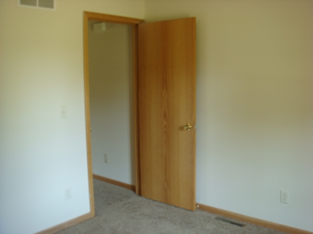 10611 Harrison Road Osceola, IN 46561 - Photo 13 of 15 Gallery Image 13
