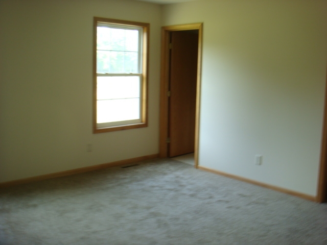 10611 Harrison Road Osceola, IN 46561 - Photo 5 of 15 Gallery Image 5