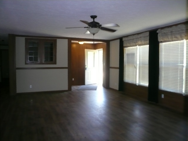 344 Brown Road Spartanburg, SC 29302 - Photo 3 of 22 Gallery Image 3