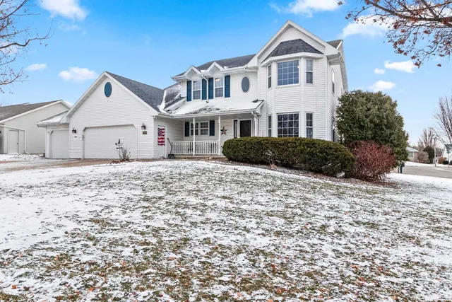 $599,900 | 2640 Soman Court, Green Bay, WI 54311