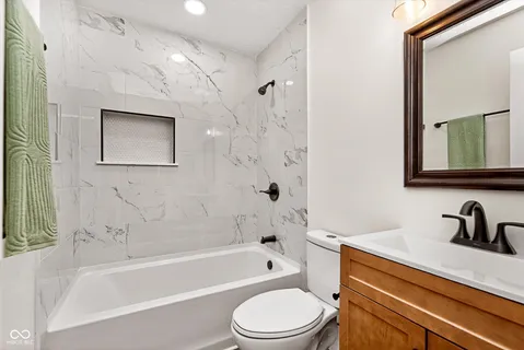 $230,000 | 5526 Epperson Court, Indianapolis, IN 46221