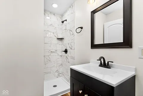 $230,000 | 5526 Epperson Court, Indianapolis, IN 46221